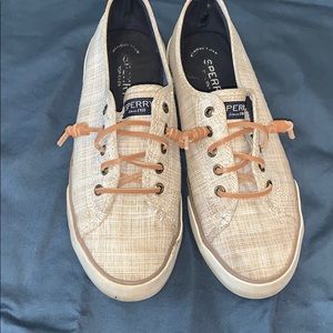 Womens Sperry boat shoes